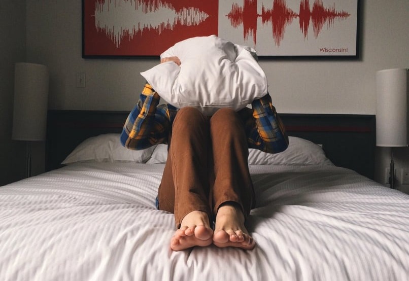 Yanlış yastık seçimi boyun ve bel ağrısına neden olabilir